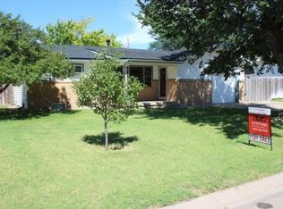 1328 N Fairview Ave, Liberal, KS 67901