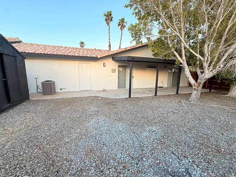 11331 Verbena Dr #B — Photo 11