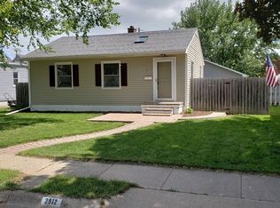 2912 Balke St, Dubuque, IA 52001