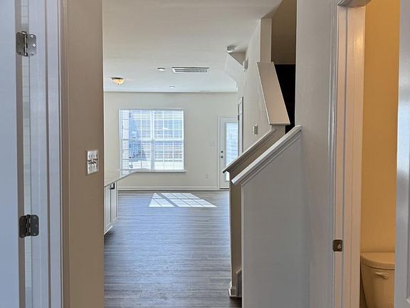 5th image of 6130 Belay Dr