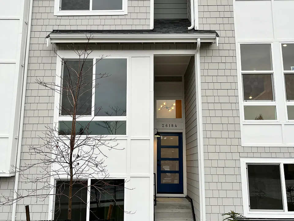 26184 Dungeness Ave NE #C138