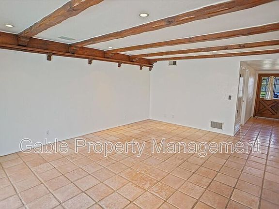 3rd image of 28015 Glasser Ave