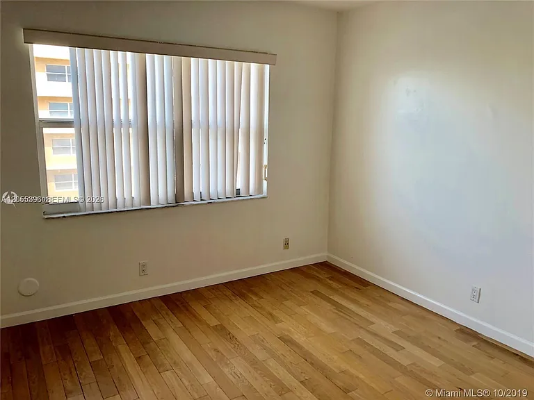 121 Golden Isles Dr #407 — Photo 21