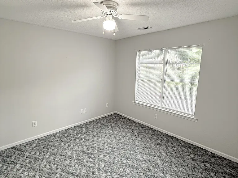 1132 Lancelot Ln — Photo 30