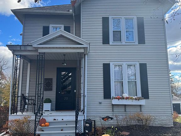 3rd image of 20 Madison Street