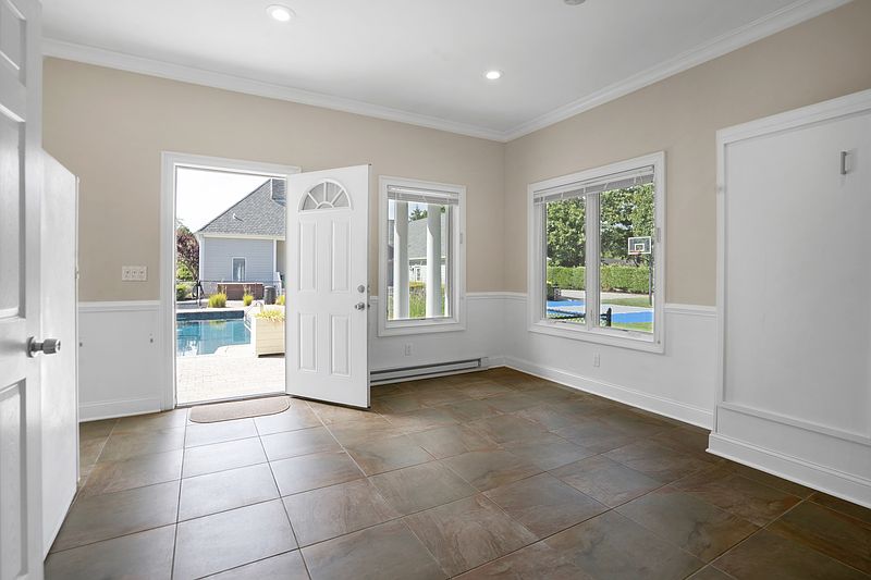2 Wisteria Dr, Remsenburg, NY 11960 | Out East