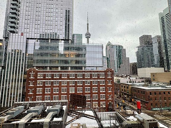 3rd image of 21 Nelson St Unit 707