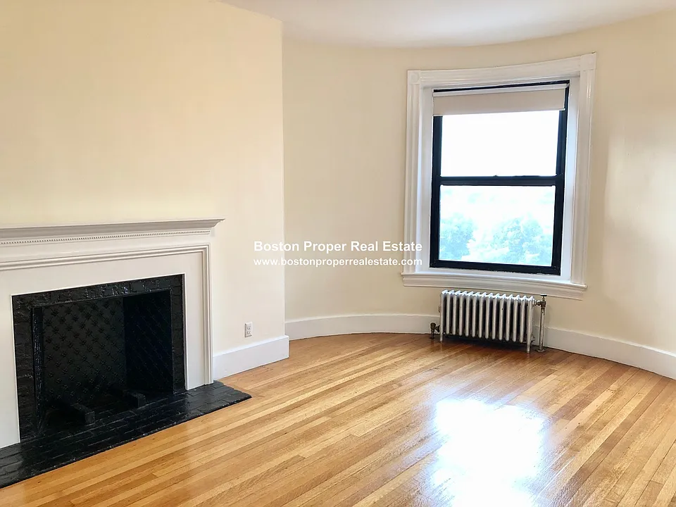 504 Beacon St #61
