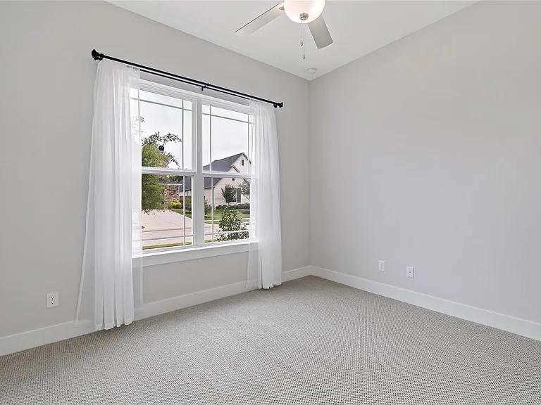 7327 Sunny Oak Ln — Photo 11