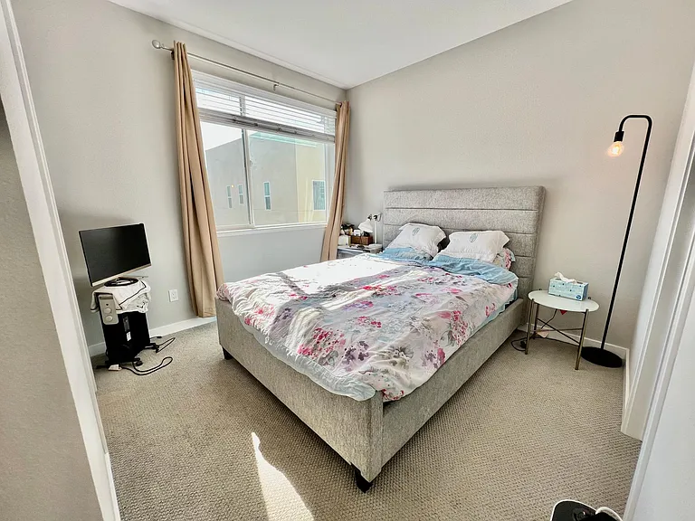 Room option #2 - Top Floor
