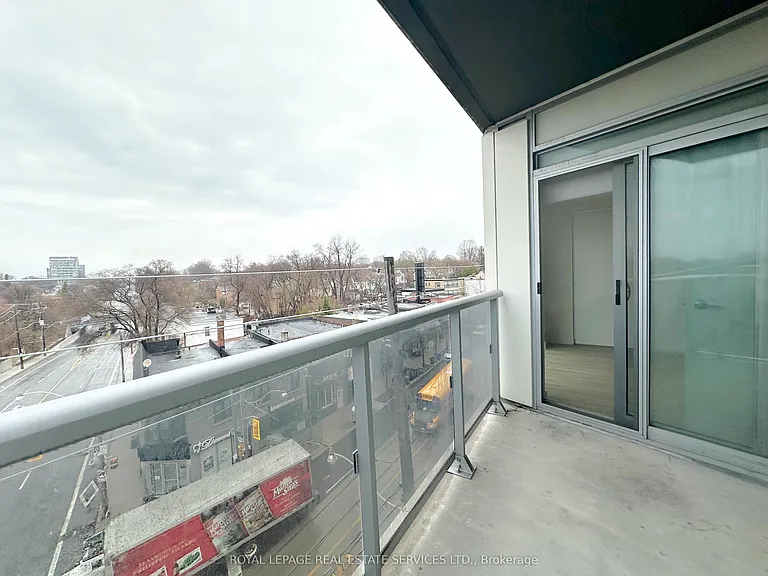 763 Woodbine Ave #404 — Photo 13
