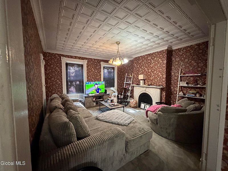 5th image of 179 4th Street