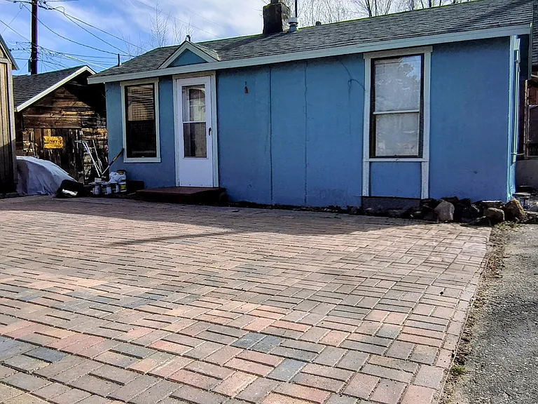 314 S Leroux St #4 — Photo 10