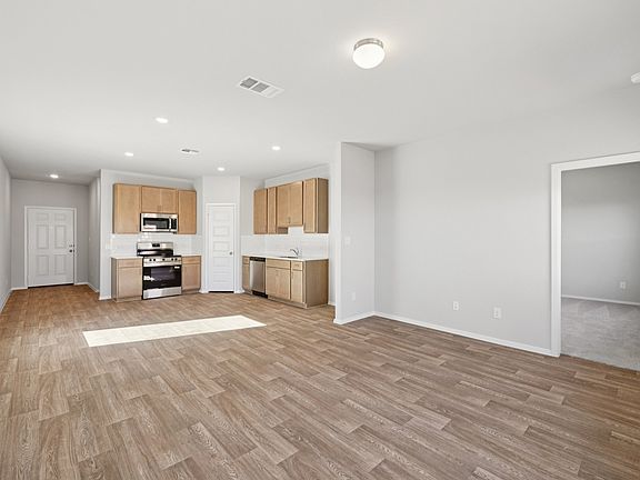 3rd image of 2710 Derwent Dr