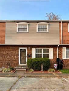 34 Broadway Gdns, Nitro, WV, 25143