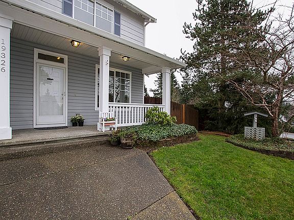 3rd image of 19326 6th Ave S