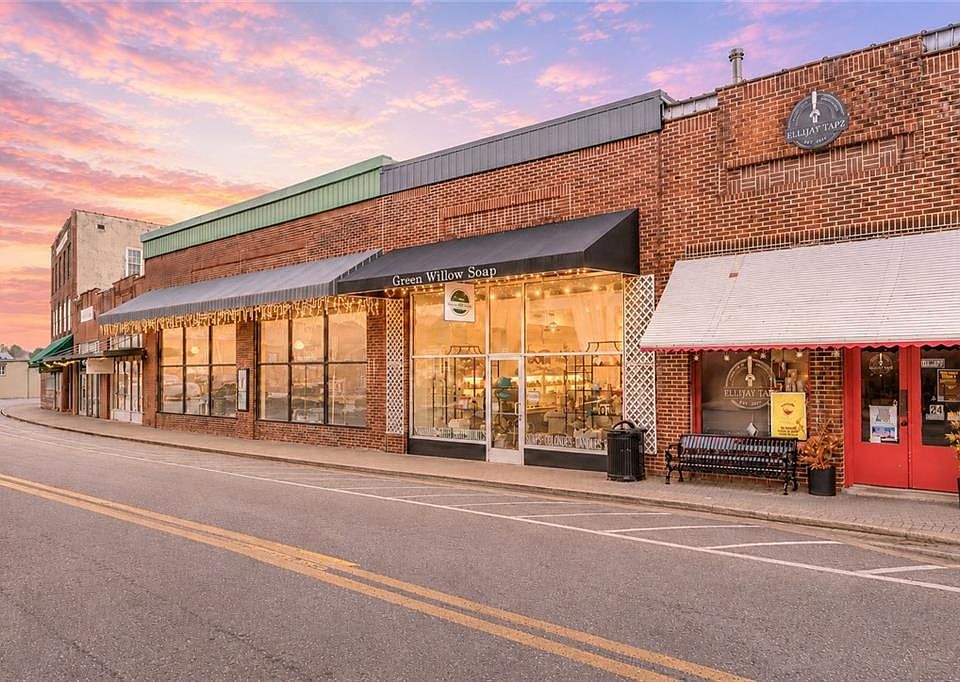 1st image of 28 N Main St