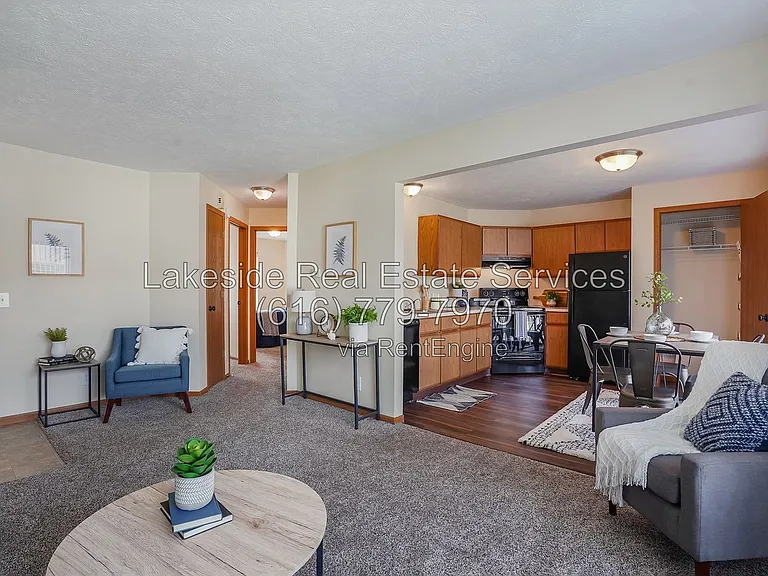 Hamilton Park Apartments — Photo 11