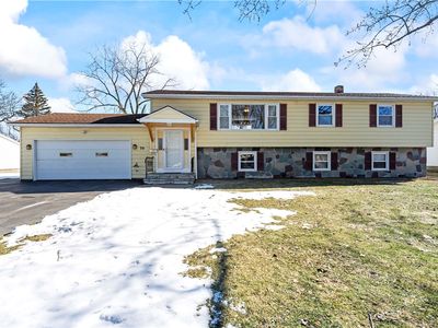 30 Green Acre Ln, Rochester, NY, 14624