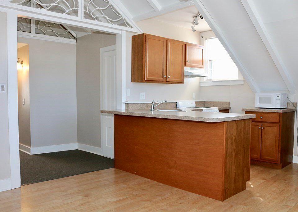 1st image of 28 School St APT F