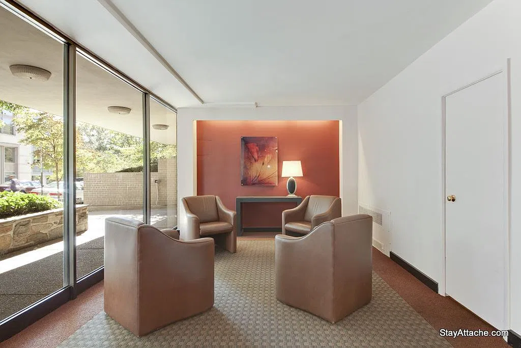 1 bed, 700 sqft, $3,300 — Photo 2