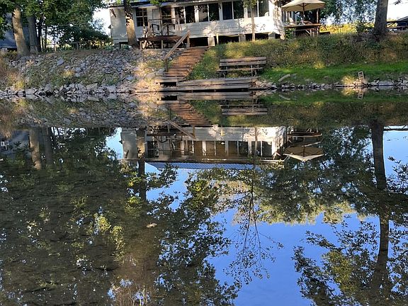 2nd image of 252 Roberts Way