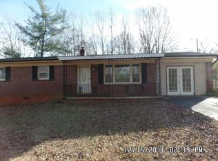 248 Dogwood Ln, Forest City, NC 28043