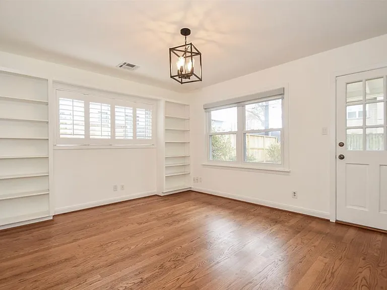 5437 Schumacher Ln — Photo 17