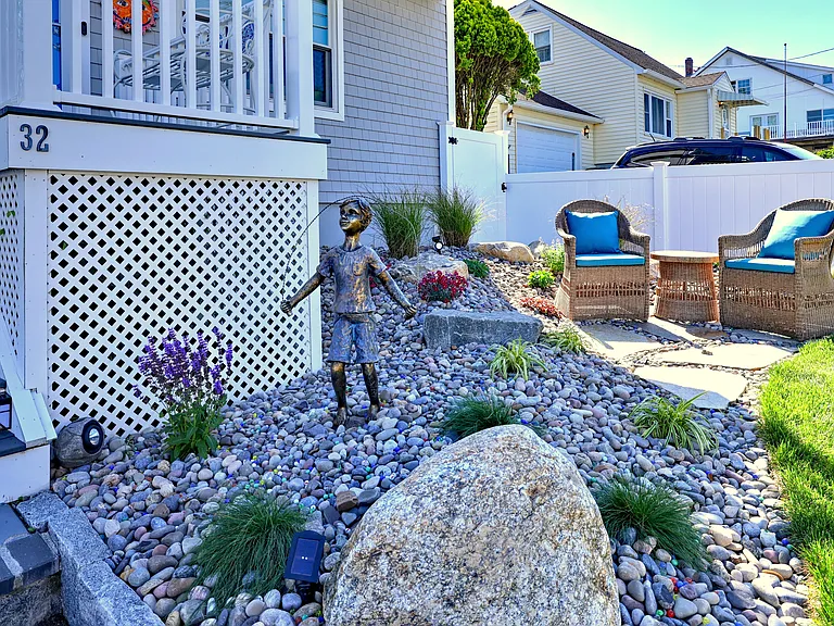 32 Grant St — Photo 17