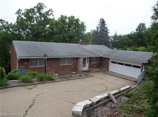69 Sunset Dr #8, McConnelsville, OH 43756