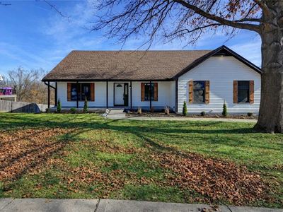 5601 N Flint Ridge Rd, Kansas City, MO, 64151