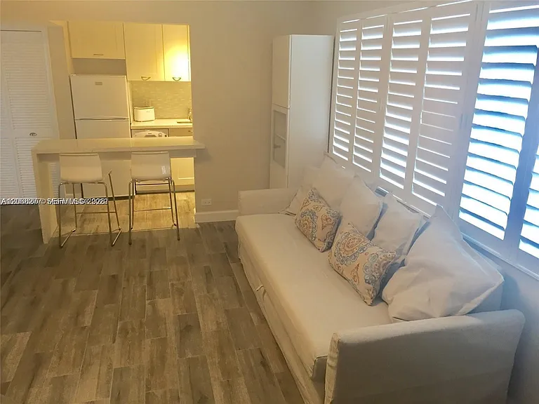 9920 Collins Ave #14 — Photo 2