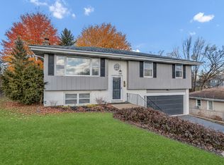 103 Fir St, Lake In The Hills, IL 60156