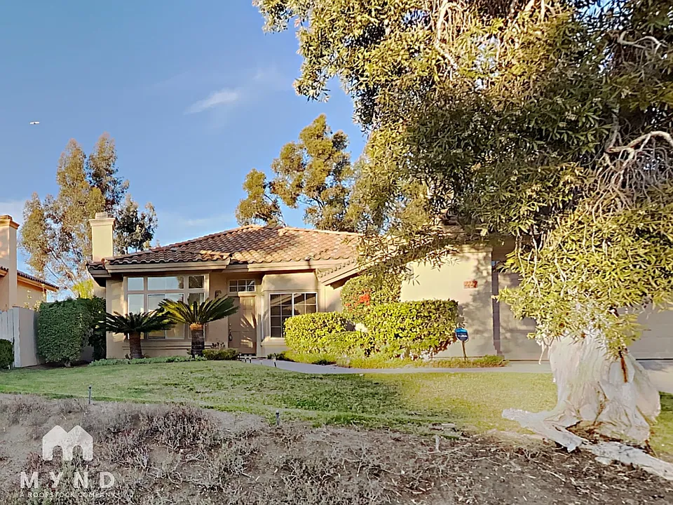 2229 Rolling Ridge Rd