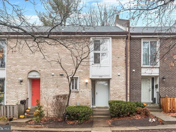 1937 Greenberry Rd, Baltimore, MD 21209