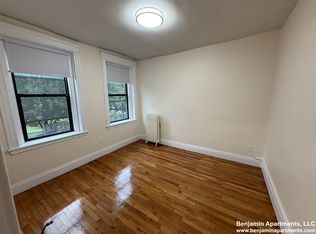1156 Commonwealth Ave APT 18, Boston, MA 02134