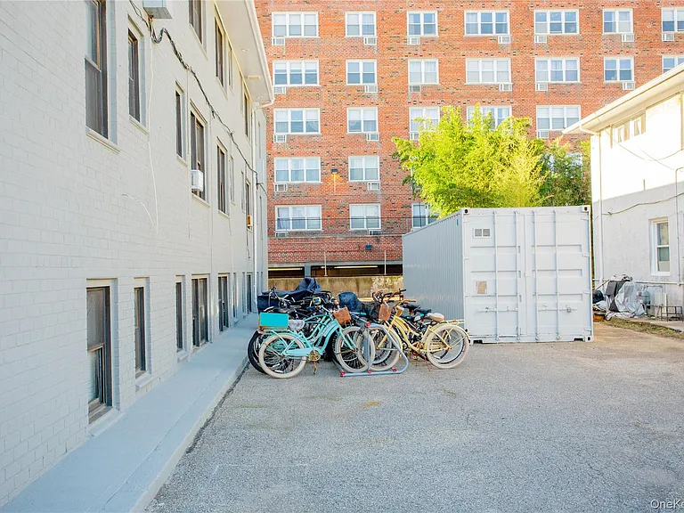 470 E Broadway #A8 — Photo 12