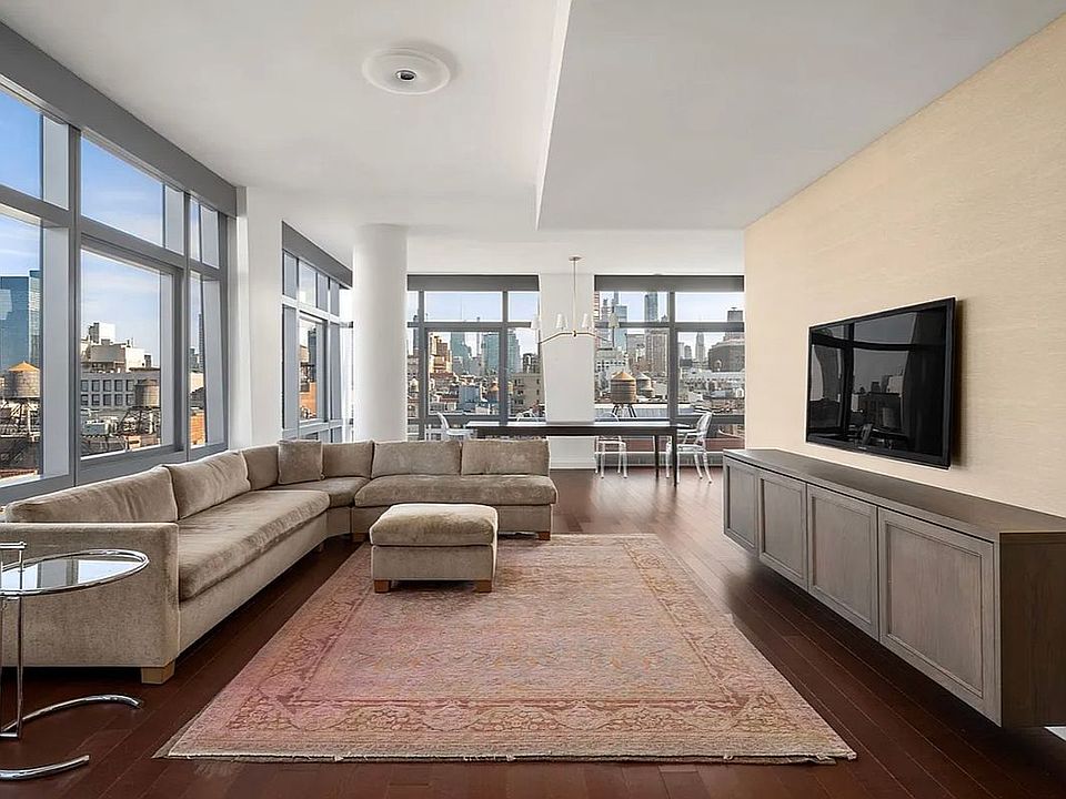 1st image of 35 W 15th St APT 15A