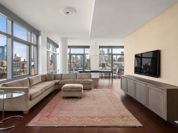 35 W 15th St APT 15A, New York, NY 10011