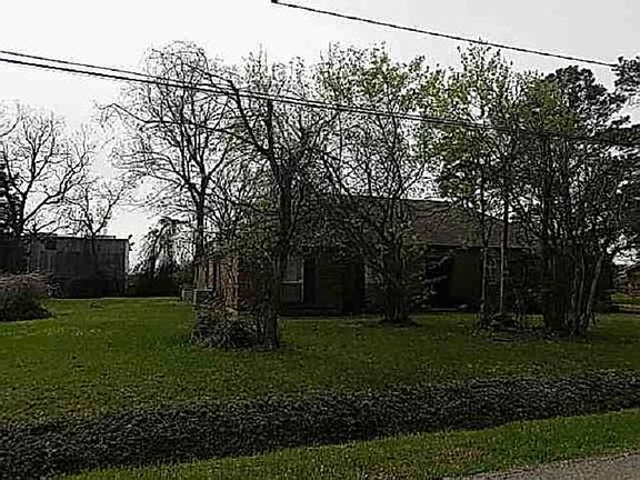 3rd image of 10674 Oak Brook Dr