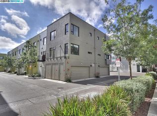 710 Zephyr Dr, Oakland, CA 94607