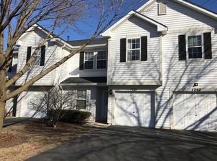 1251 Whispering Hills Dr, Naperville, IL 60540