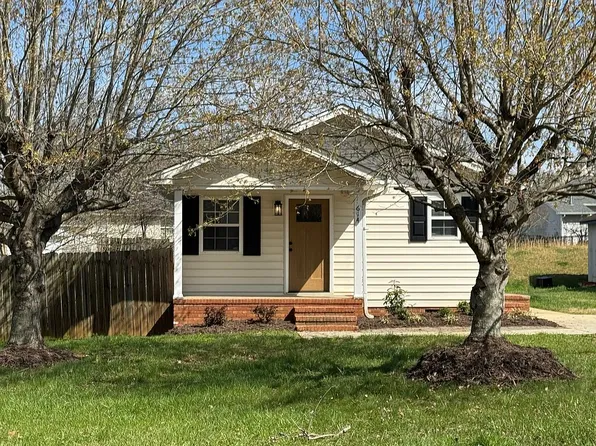 614 Queen Ann St, Burlington, NC 27217