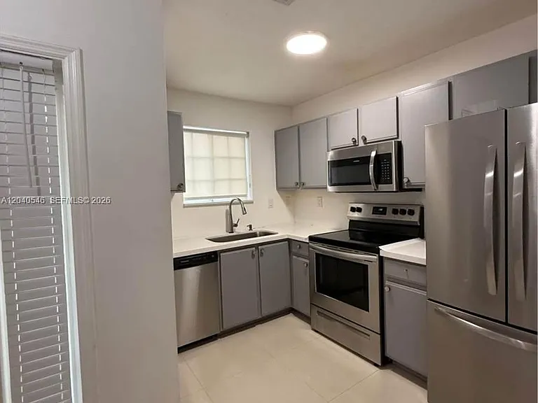 2198 NE 167th St #2198 — Photo 3