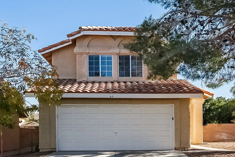 3 bed, 2.5 bath, 1961 sqft, $2,635 — Photo 1
