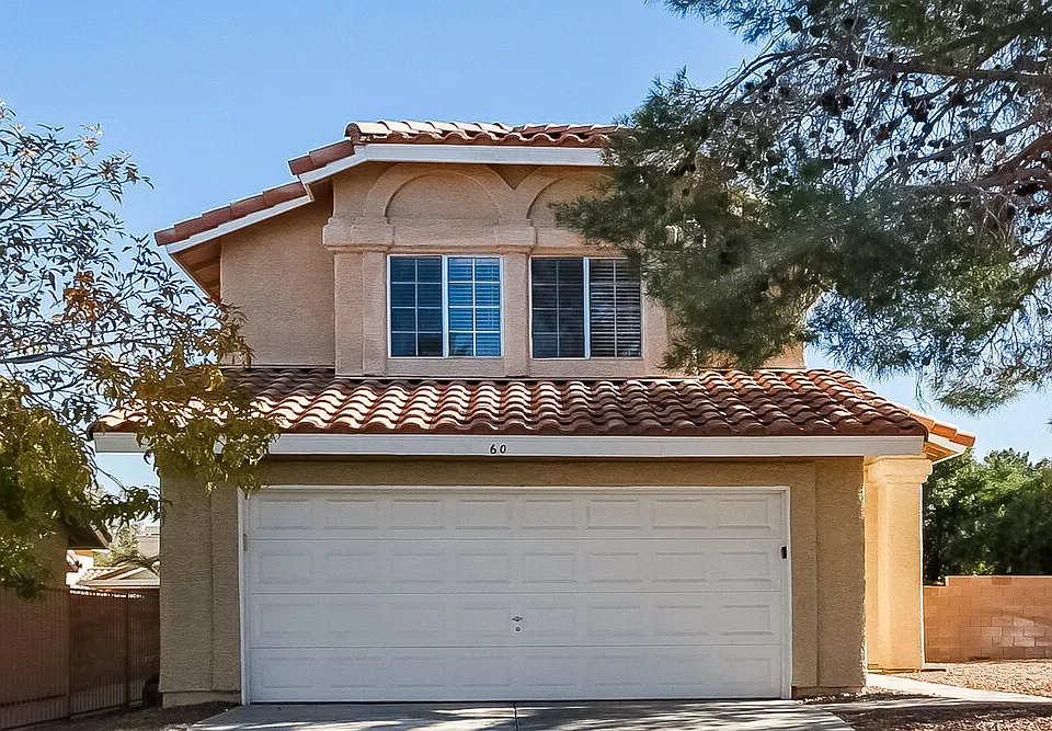 60 Fantasia Ln