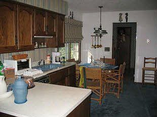 2nd image of 10179 N Meadow Wood Ln