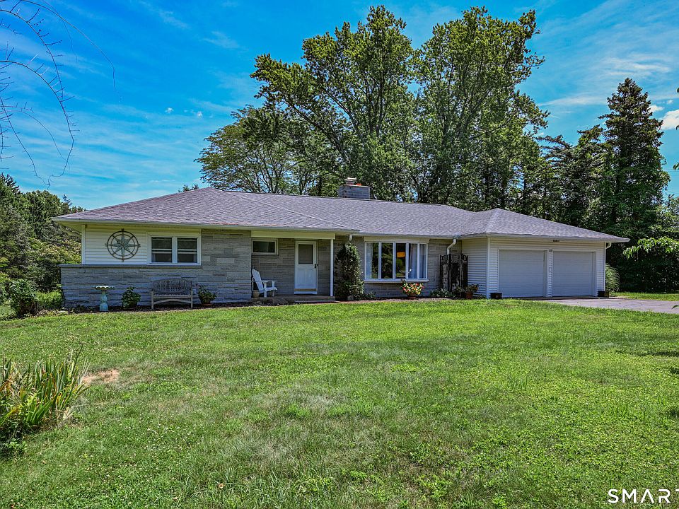 1st image of 125 Mountain Road