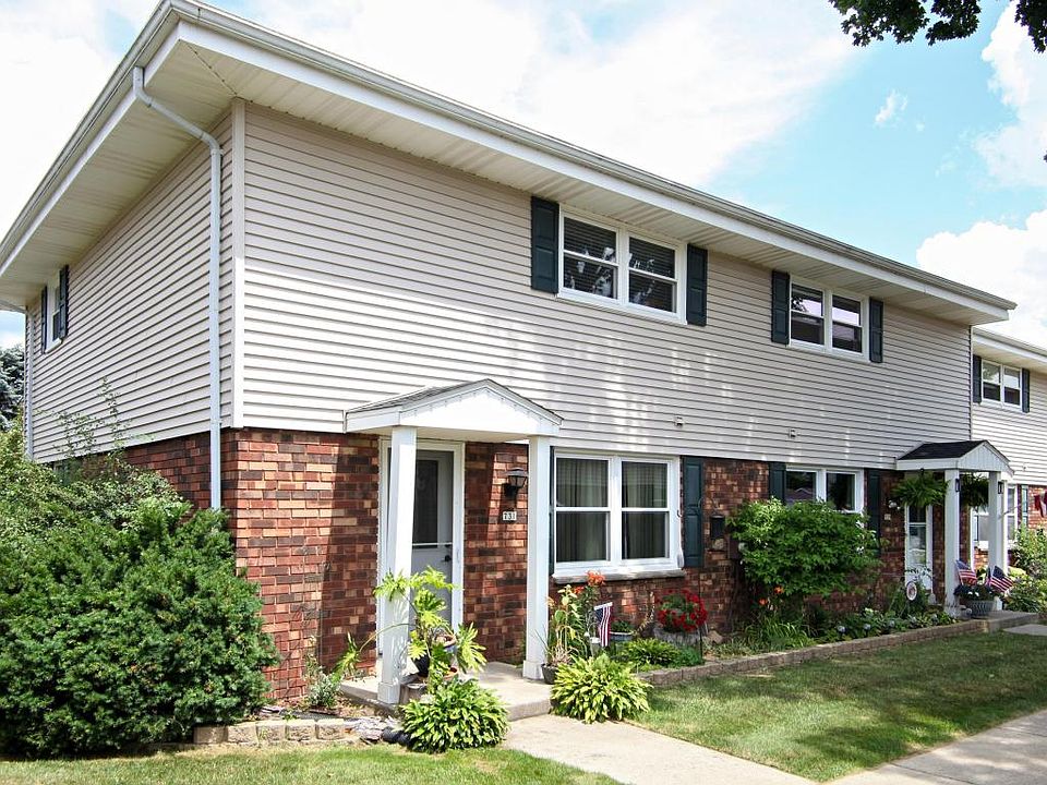 2nd image of 731 Imperial Ct