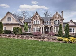 122 Truman Dr, Cresskill, NJ 07626